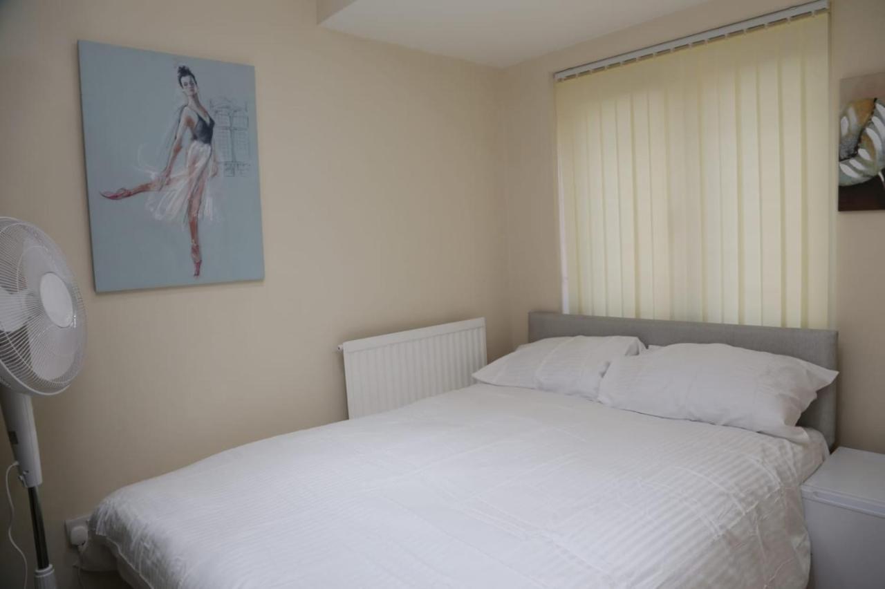 A A Guest Rooms Thamesmead Erith Eksteriør bilde