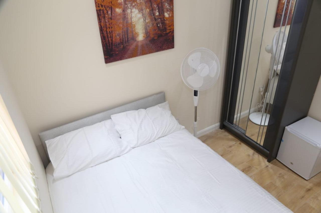 A A Guest Rooms Thamesmead Erith Eksteriør bilde